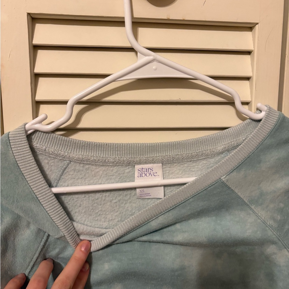 Stars Above Light Blue/Gree. Tie-Dye Top - Picture 2 of 2